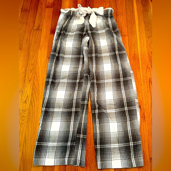 Victoria’s Secret Plaid PJ Pants w/ Satin Bow - Picture 1 of 4